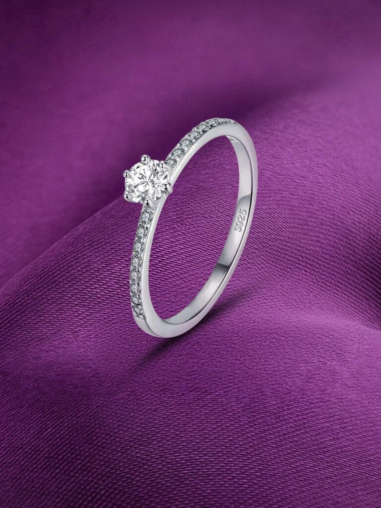 اكسسوارات فضة أنيقة MIOR, Elegant silver accessories MIOR, Silver Pavé Solitaire Ring, خاتم فضة أنيق بتصميم سوليتير Pavé