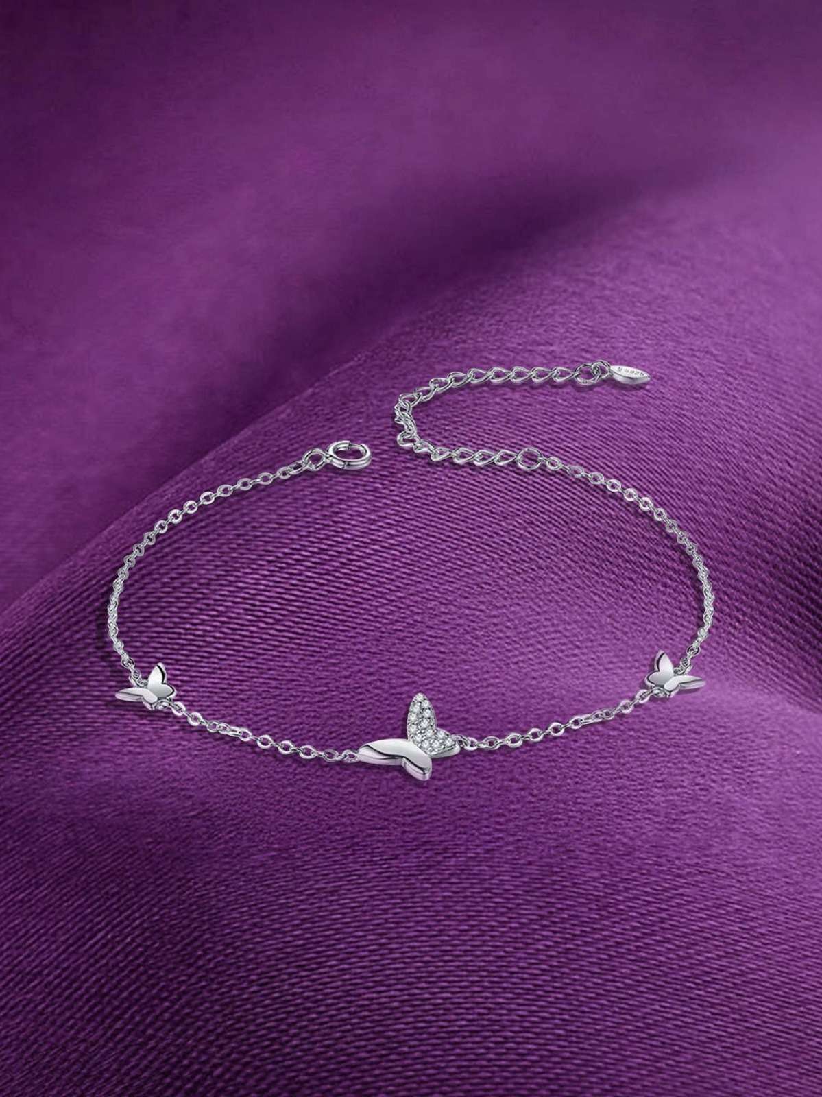 اكسسوارات فضة أنيقة MIOR, Elegant silver accessories MIOR, سوار فراشات بسلسلة دقيقة, Butterfly Charm Bracelet