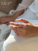 اكسسوارات فضة أنيقة MIOR, Elegant silver accessories MIOR, خاتم نصف أبدي فضة, Silver Half Eternity Ring